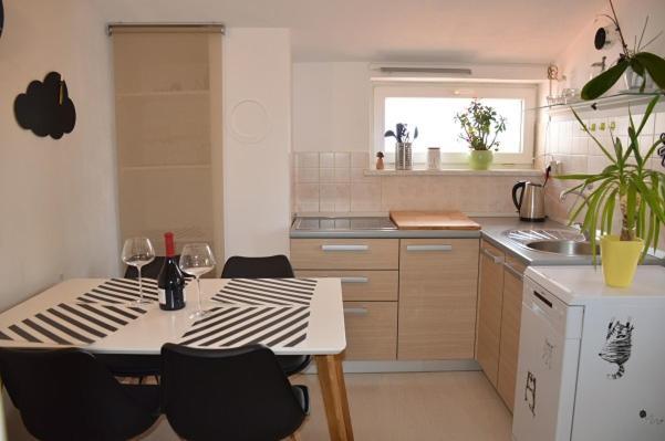 Tiro Apartment Pula Luaran gambar